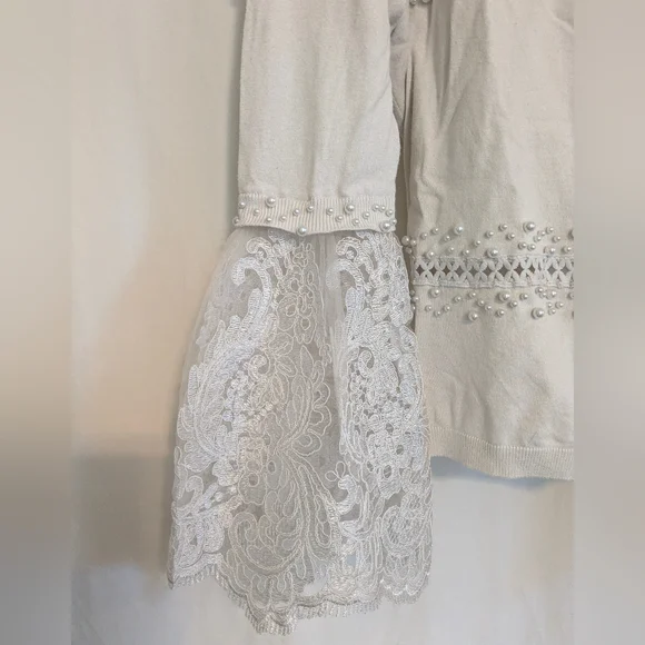 Boston Proper Pearl Embellished Lace Bell Sleeve Ivory Cardigan Sweater Small - Picture 6 of 14